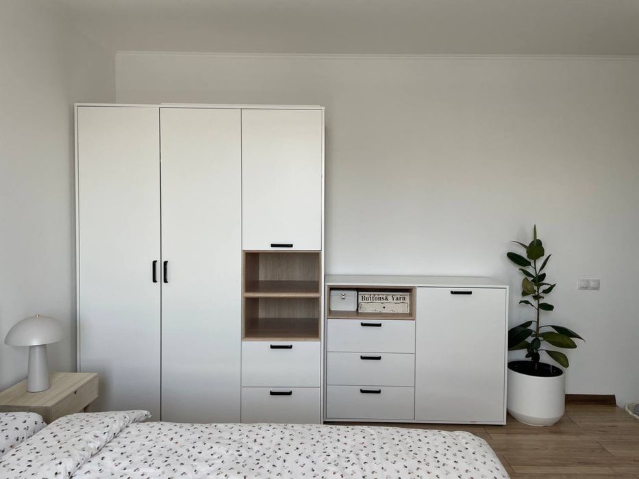 Таунхаус Aura Village, Віта Поштова