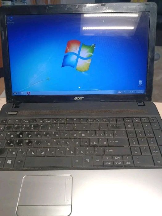Ноутбук Acer Aspire E1-531G
