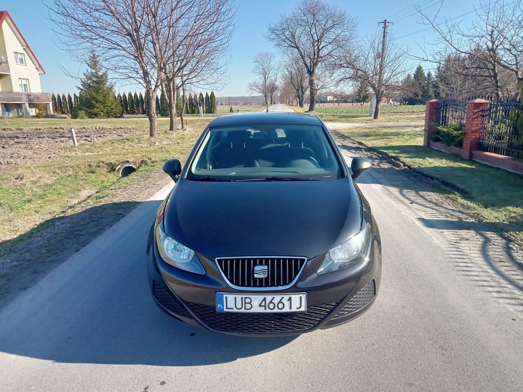 Seat Ibiza 1.4 MPI Benzyna,2010 rok, serwis do 2023 roku.