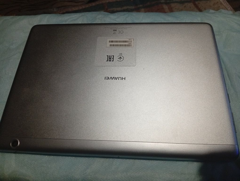 Продам планшет HUAWEI 2/16