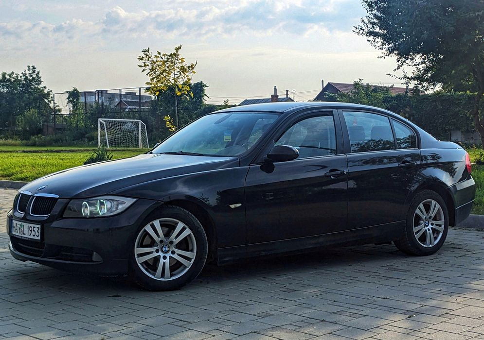 Bmw e90 2.0дизель механіка 6передач 2007