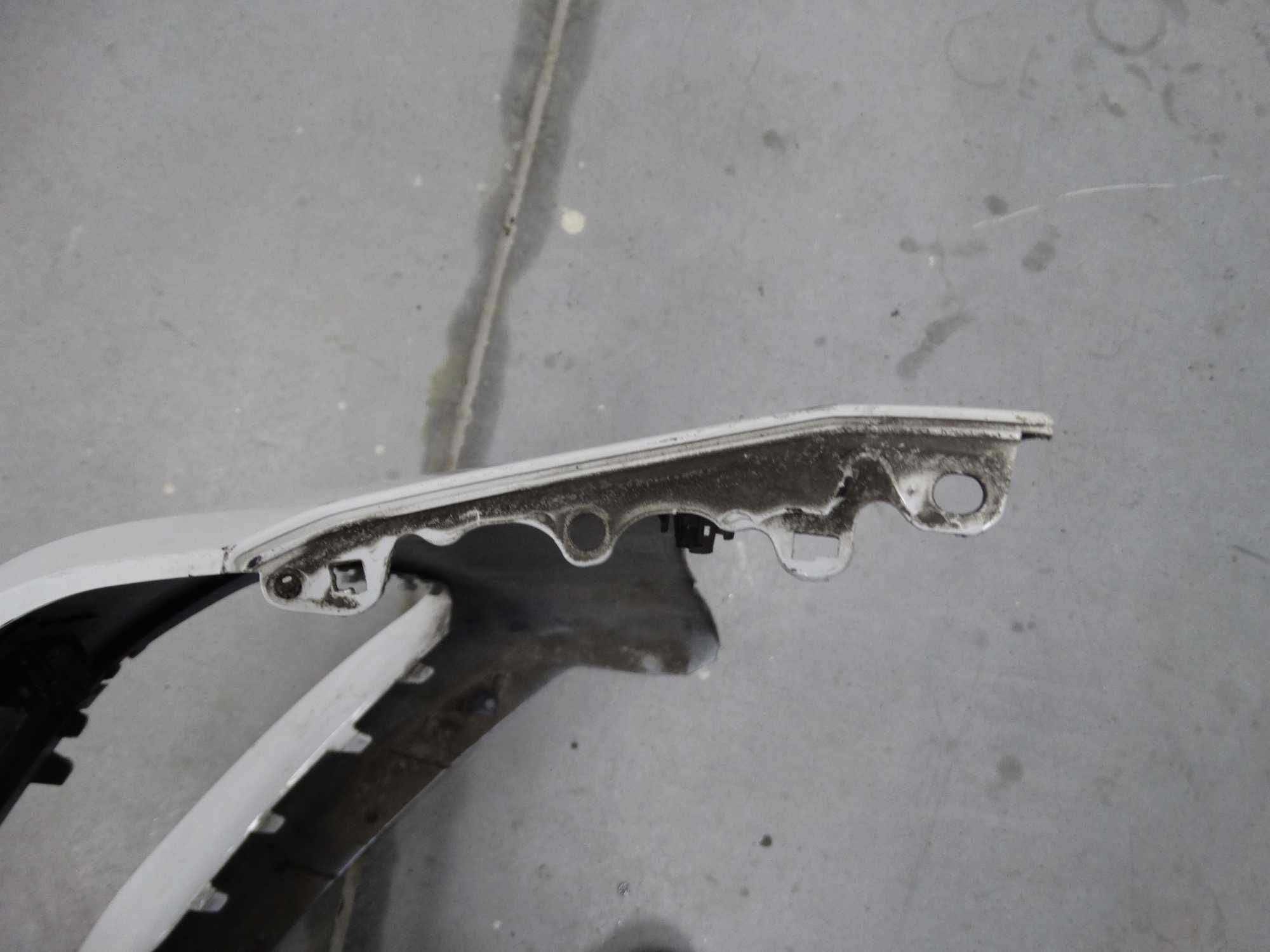 Zderzak przedni BMW 5 G30 G31 M-pakiet PDC