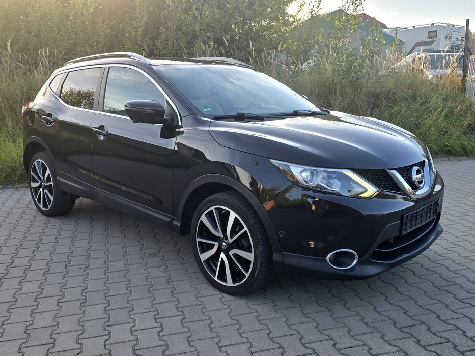 Nissan Qashqai 1.6 D Tekena+ 4x4 bananowe skory ,kamery ,Panorama/zami