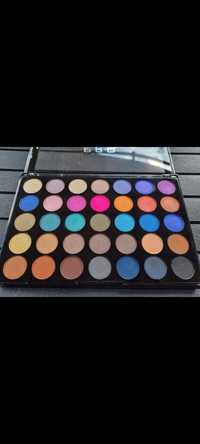 Makeup Revolution Pro 35 HD Amplified Palette defiant