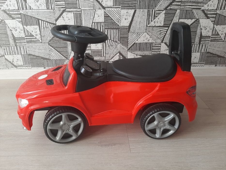 Машинка - толокар