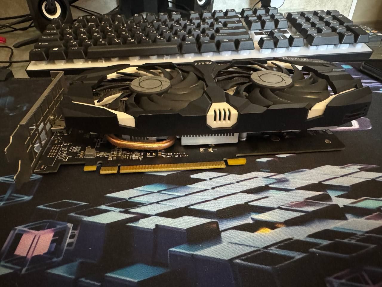 GTX1060 6gb gddr5.