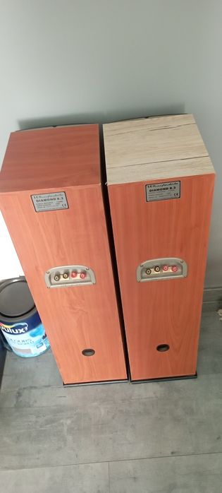 Zestaw Kenwood z kolumnami Wharfedale