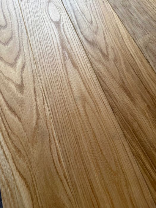 Drewniany parkiet dębowy – naturalne drewno