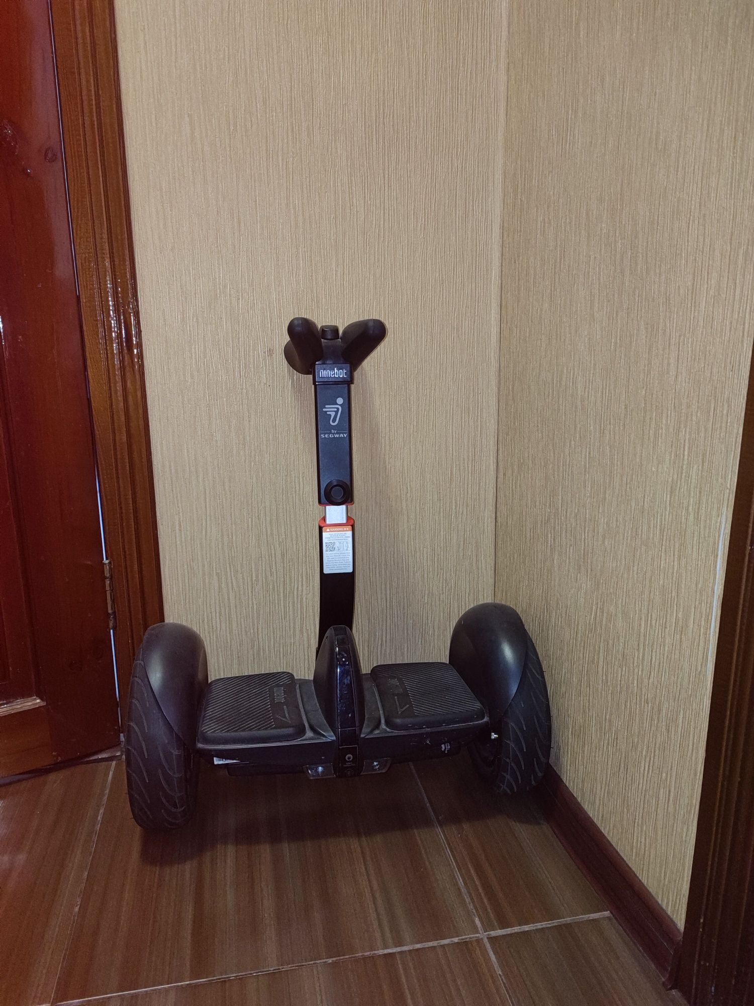 Продам гироскутер Ninebot by Segway miniPRO в дуже гарному стані