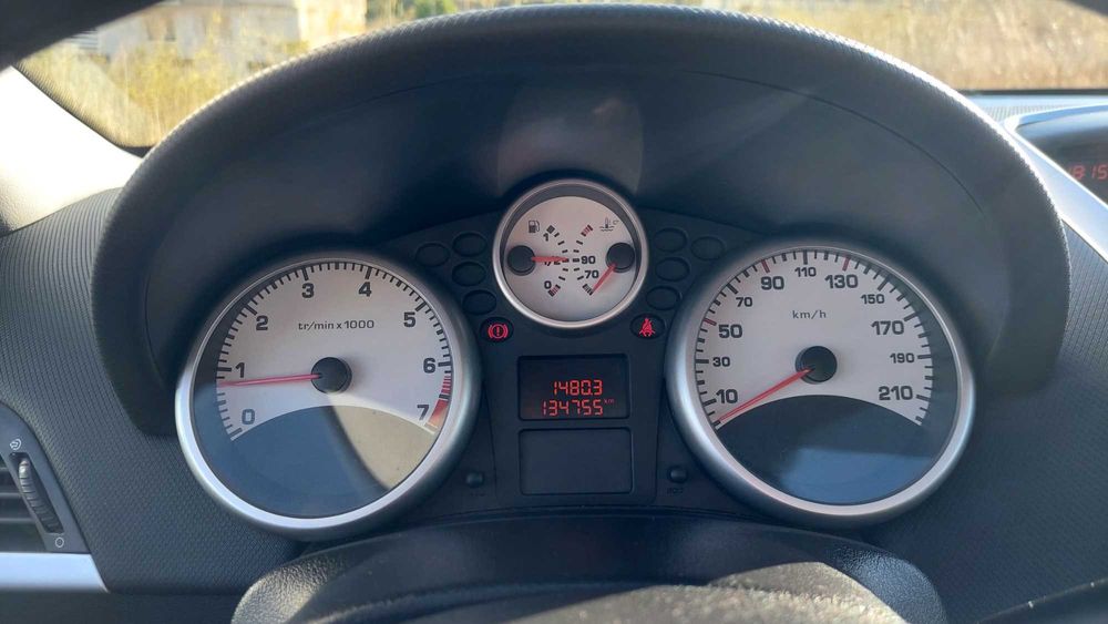 Peugeot 207 1.4 16V Open