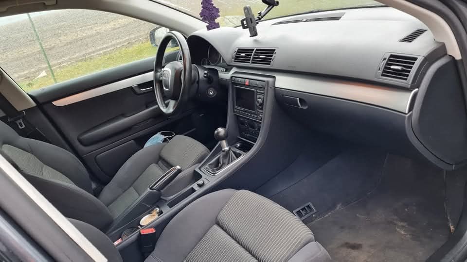 Sprzedam Audi a4 b7 2.0TDI.