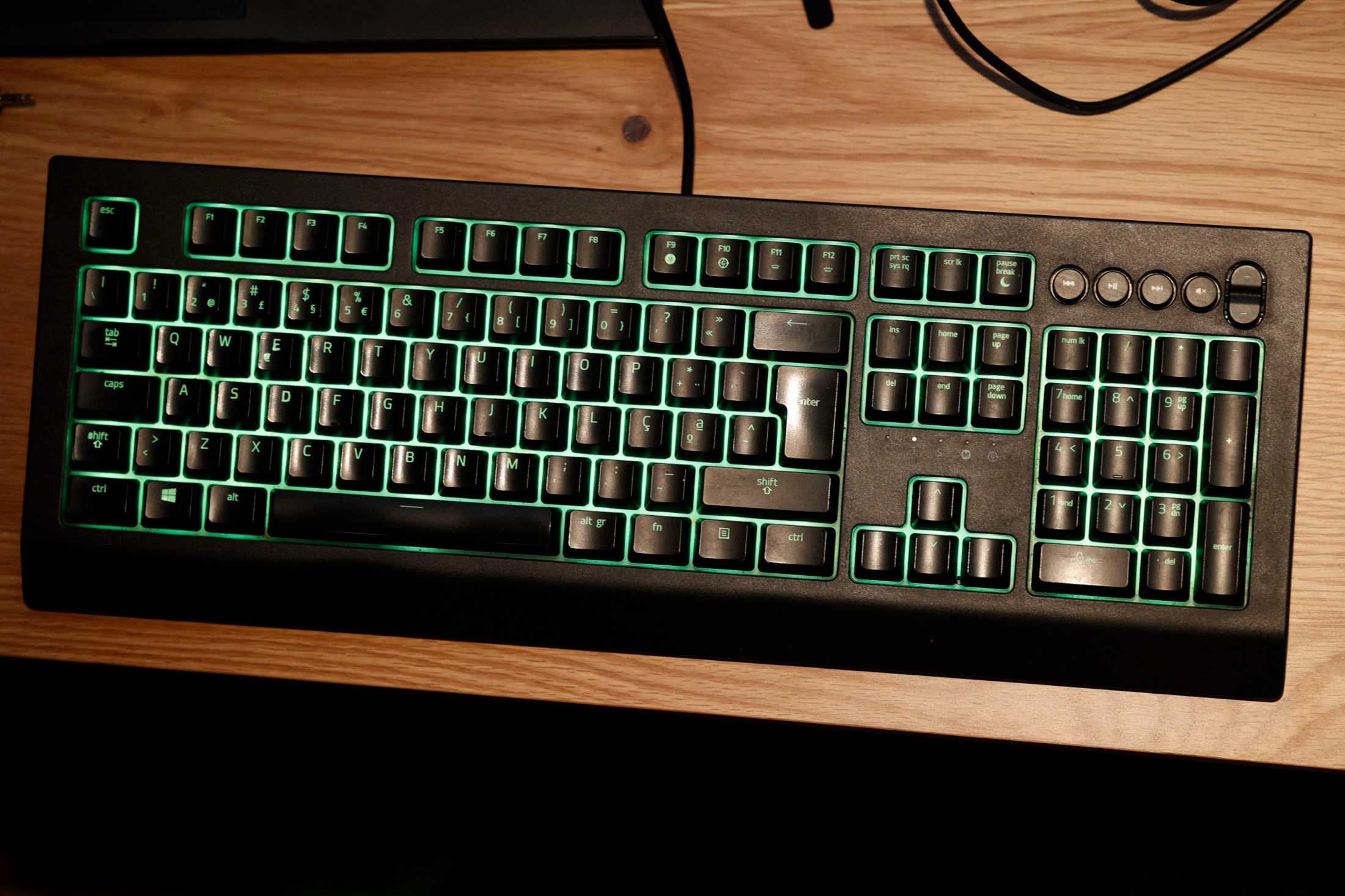 Teclado Gaming RAZER Cynosa V2 [Layout Português]