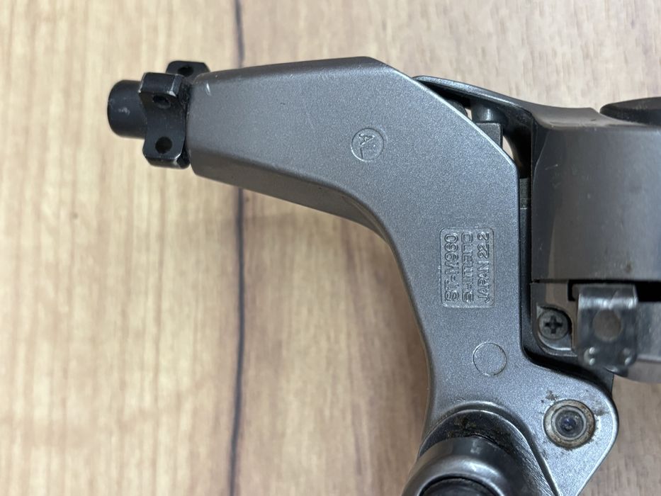 Klamkomanetki XTR ST-M960 3x9 Linka