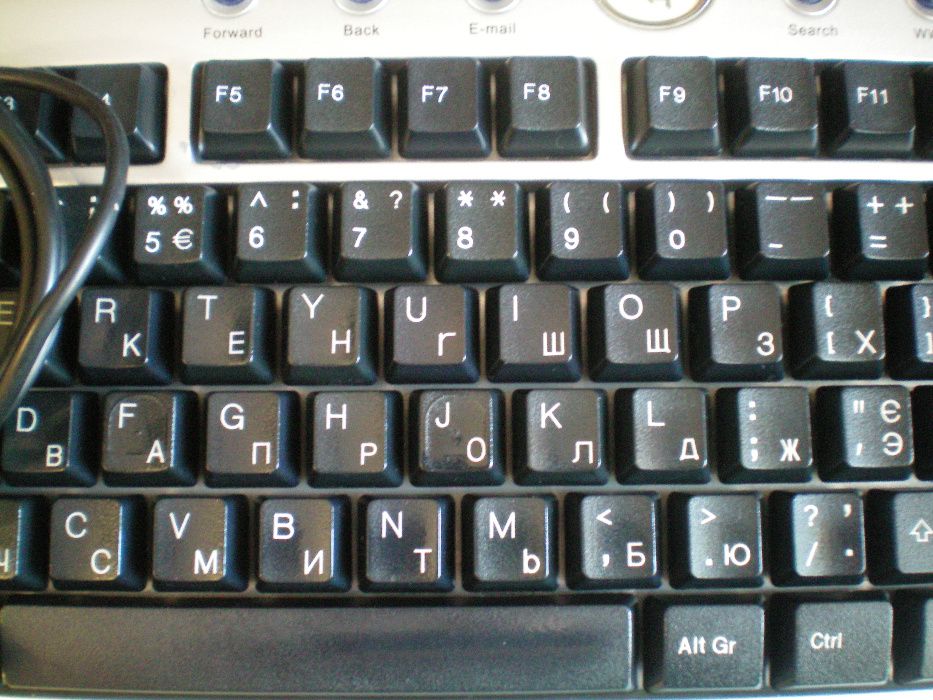 Клавиатура компьютерная KEYBOARD с круглым разъёмом