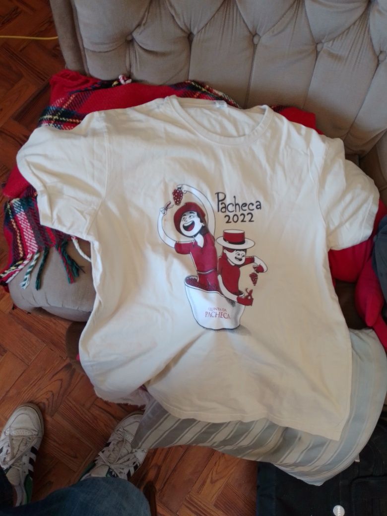 Quer uma pacheca? TShirt Quinta da Pacheca 2022-XL-5E-Botao-2E Desde2E
