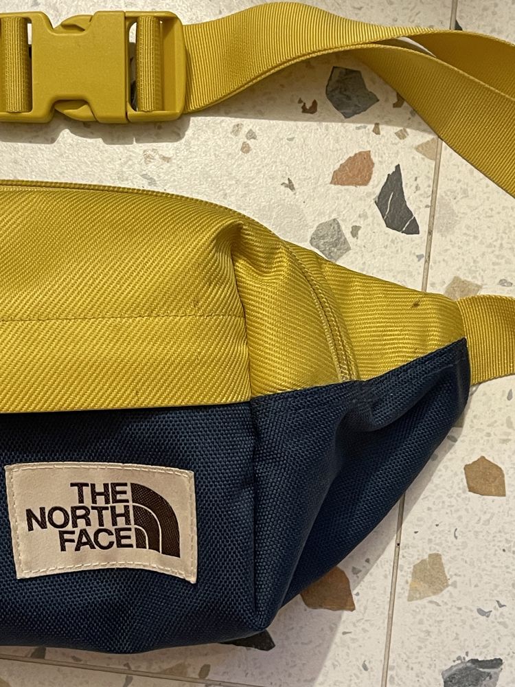 Сумка на пояс тканинна The North Face