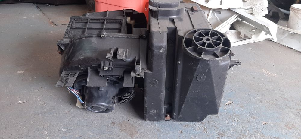 Вентилятор, вакуумник, приборка, Ниссан примера.