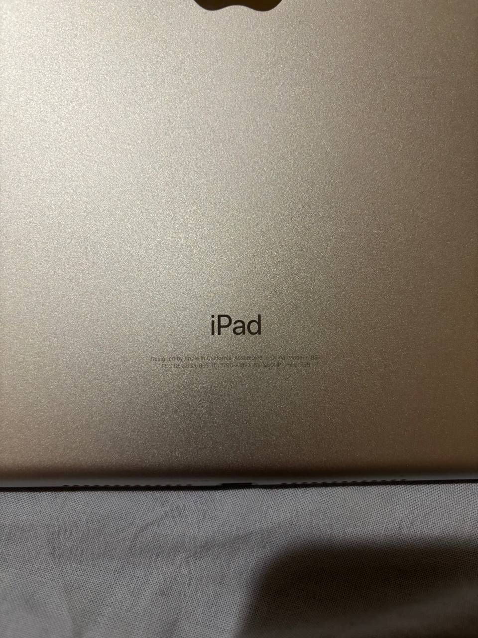 Apple ipad 6th generation 128 gb