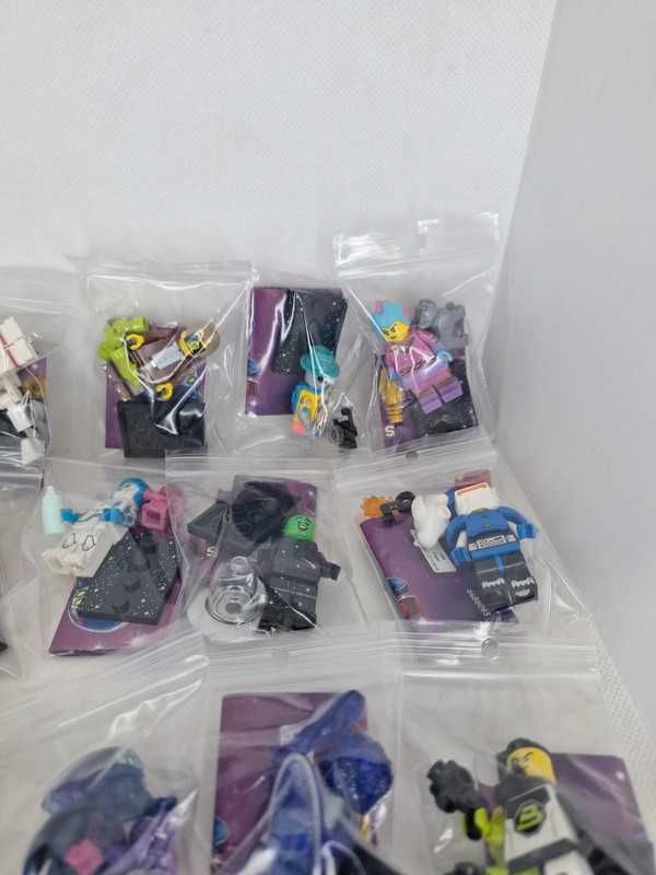 Kompletna seria 26 minifigurek lego seria kosmiczna