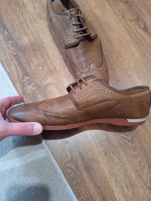 Продам чоловчі шкіряні мокасини бренду Zara