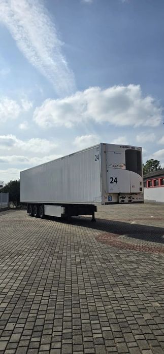 Krone SDR Chłodnia / Hakówka / Thermo King SLXe 300 / 2012 Rok  Cena netto 11500 EUR + VAT