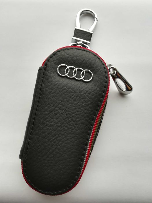 Audi etui pokrowiec na klucze breloczek brelok skóra prezent