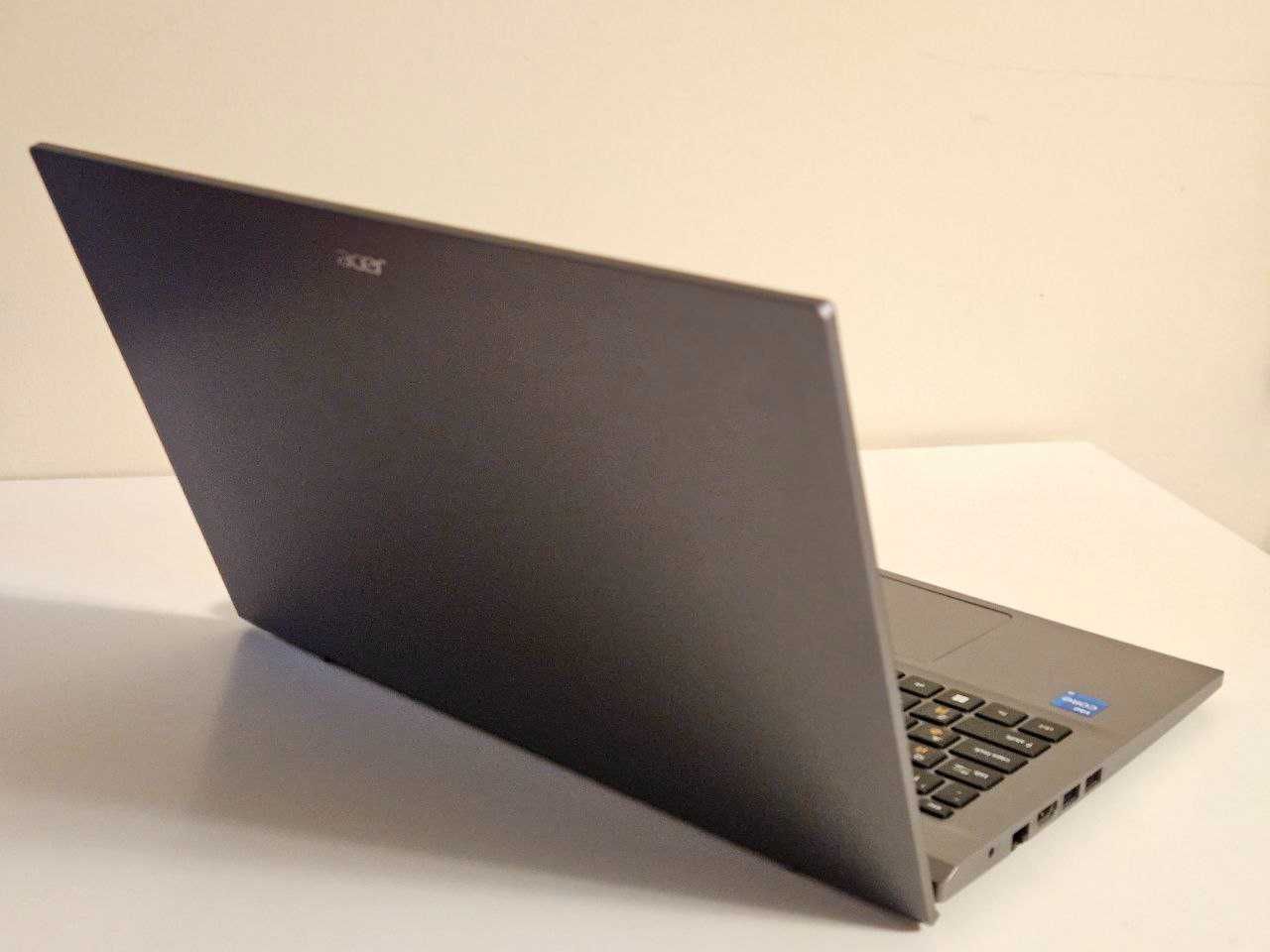 Laptop ACER Extensa 8GB RAM 512G