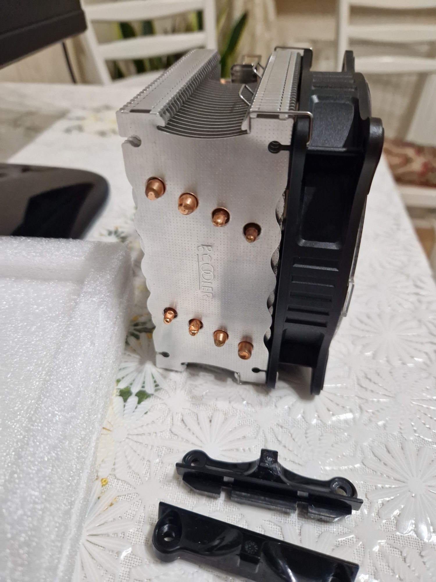 Продаю куллер EKOOLER