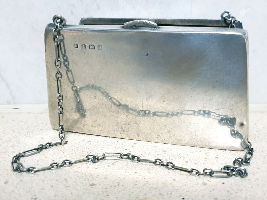 Antiga malinha carteira de Senhora em prata inglesa contrastada