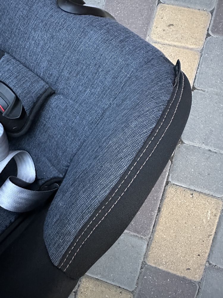 Дитяче автокрісло Britax-Romer SICTinside.