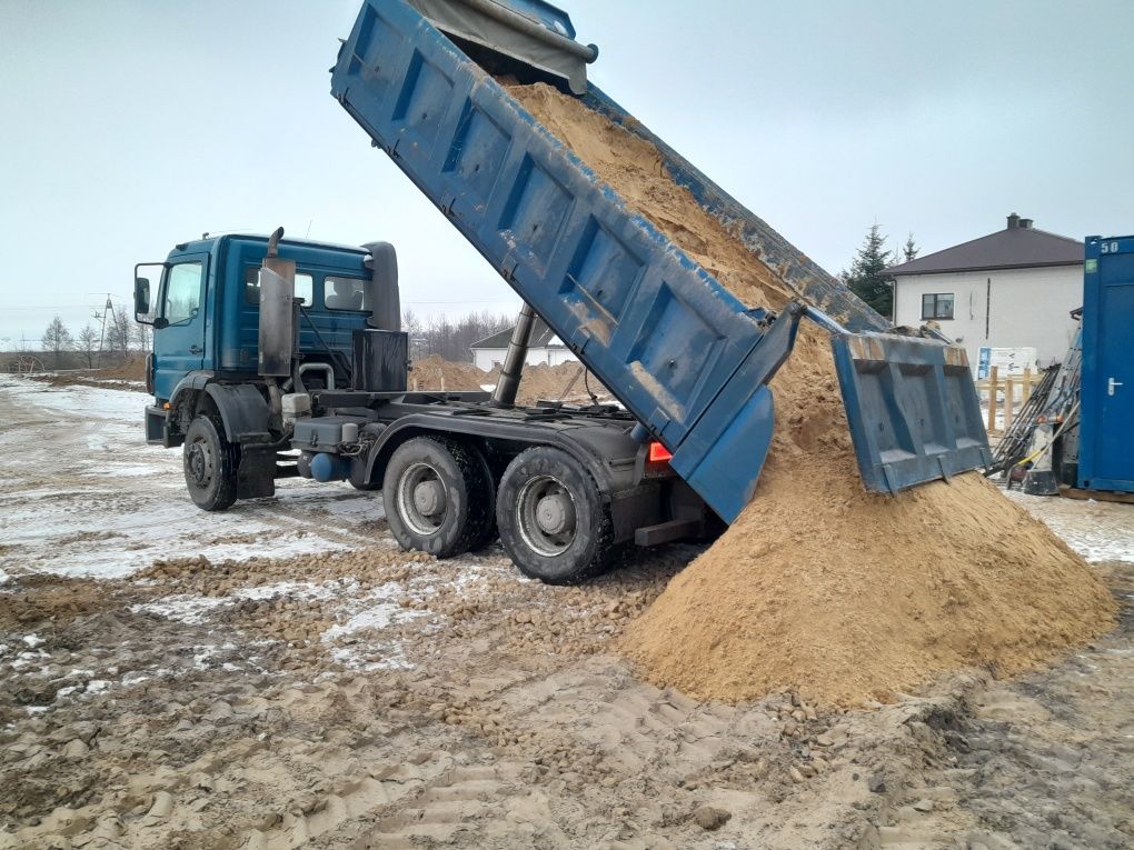 Piasek podsypka zasyp fundamentów