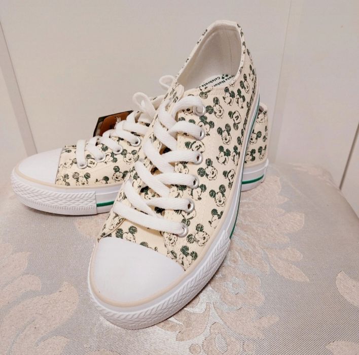 Buty tenisówki trampki niskie damskie młodzieżowe 38 białe Myszka Miki