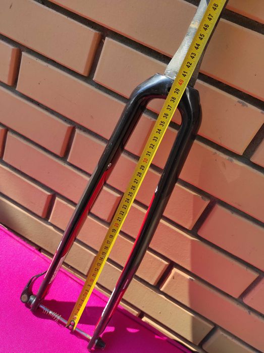 Легка карбонова вилка Boardman Hybrid Pro Carbon 700c QR