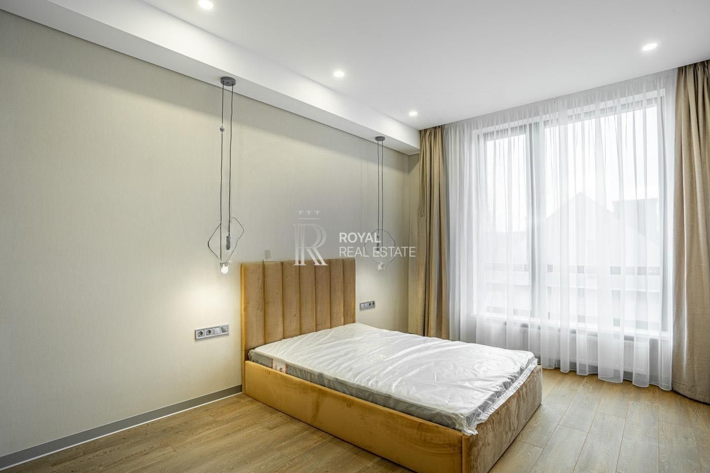 Продажа дизайнерского дома Крушинка 4к 198м2 КГ Green Town Фастовский
