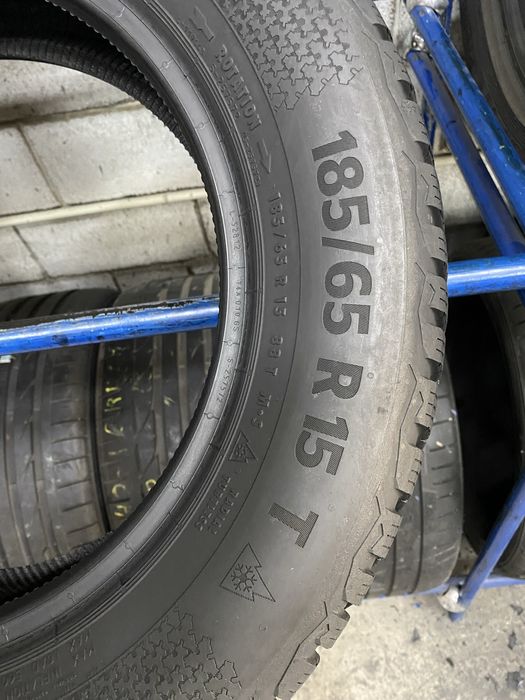 Зимові шини 185/65 R15 (88T) CONTINENTAL