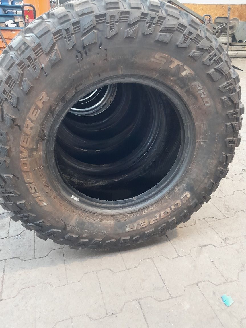 265/75R16 Cooper Discover STT pro armor-tek3