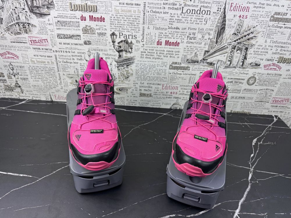 Трекінгові кросівки Adidas Terrex Swift / Розмір 38.5