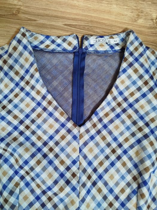 Sukienka do pracy w biurze