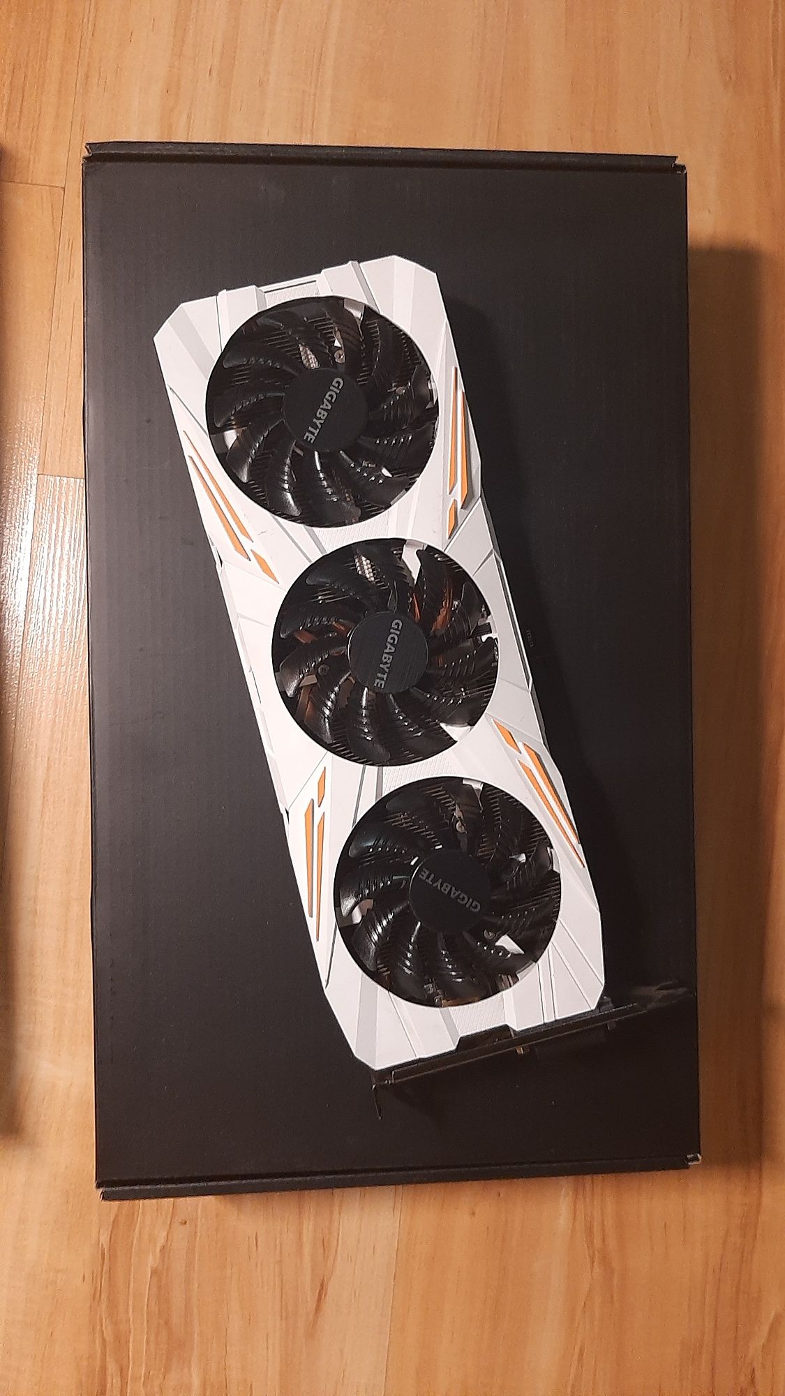 Відеокарта GIGABYTE GEFORCE 1080TI Gaming OC 11G