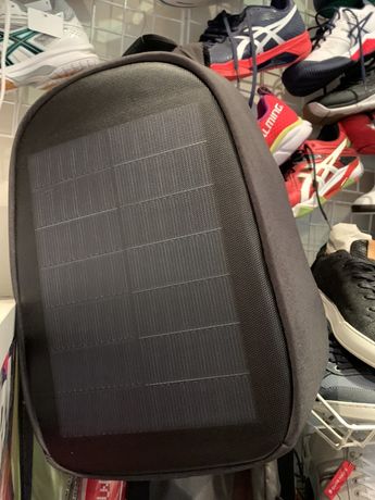 Plecak z panelem słonecznym XDDesign
