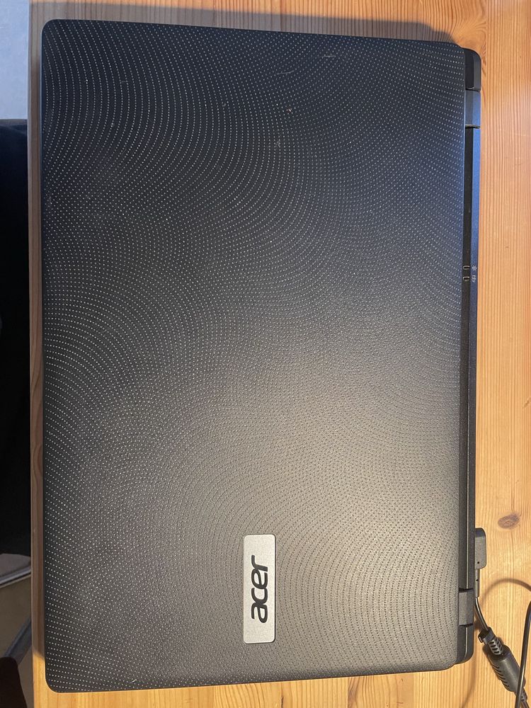 Продам ноутбук Acer ES1-512