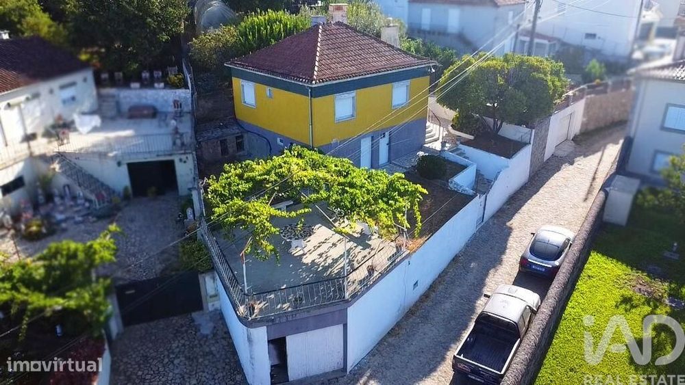 Casa / Villa T3 em Santa Marta de Portuzelo de 160,00 m2