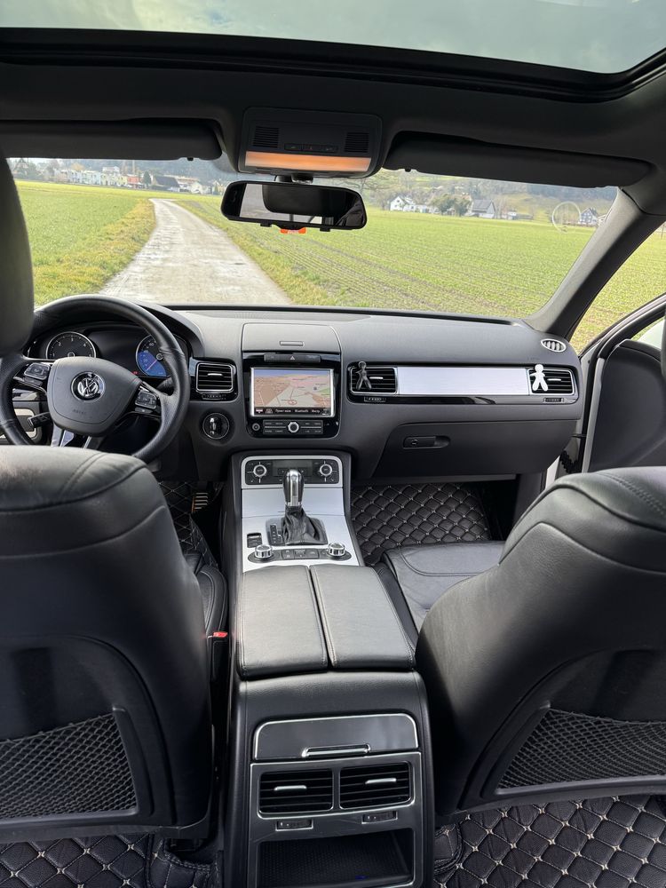 VW Touareg 3.0 Швейцарія