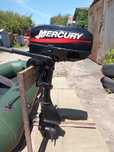 Комплект   мотора mercury 2,5 м с лодкой
