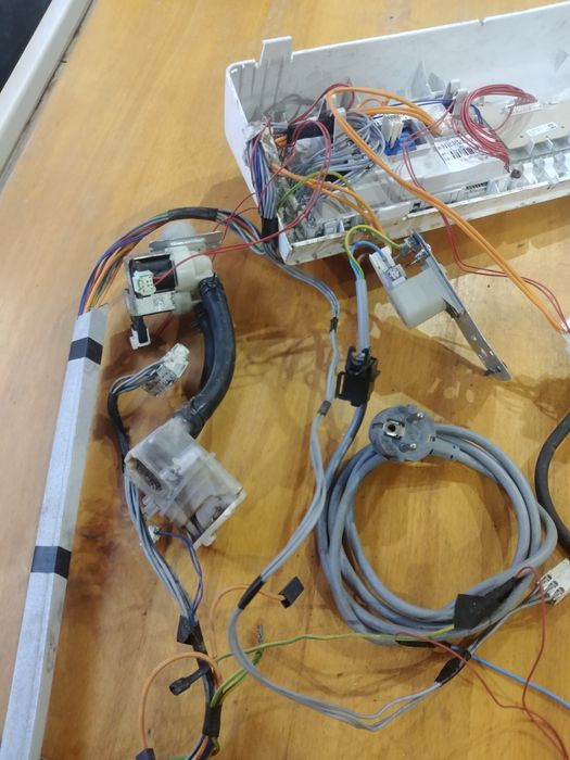 Панель управления пралки стиральной машины WHIRLPOOL Bauknecht Ignis