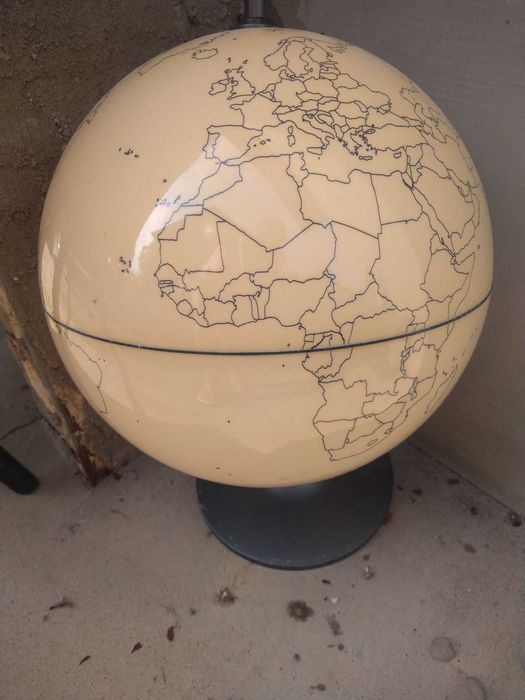 Globus suchoscieralny do kolorowania krajow rozm okolo 50cm