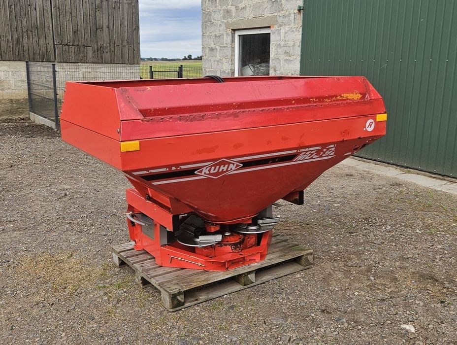 Rozsiewacz nawozów KUHN MDS 921 (Amazone, Rauch)