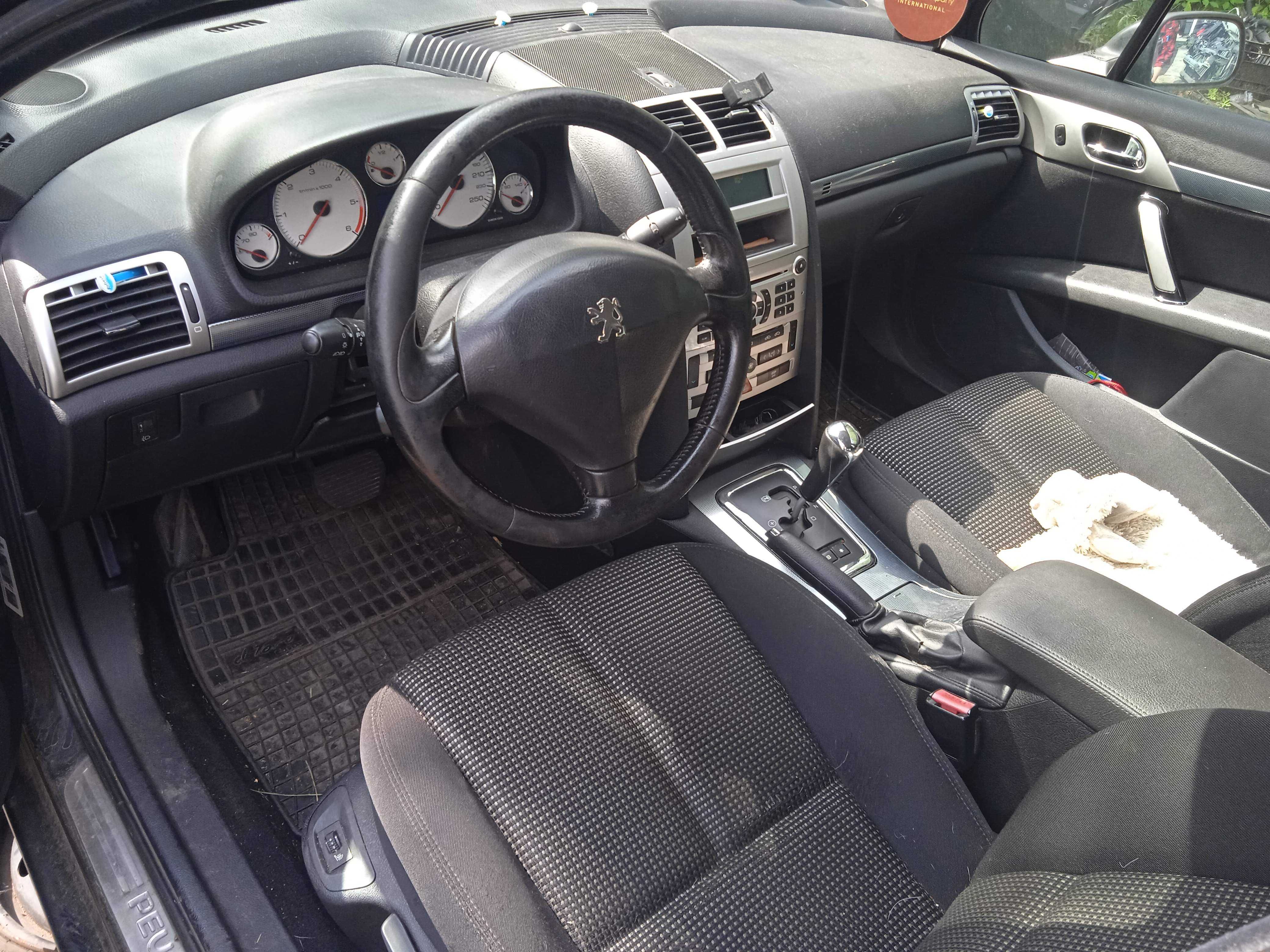 Peugeot 407 2.0hdi drzwi klapa fotele