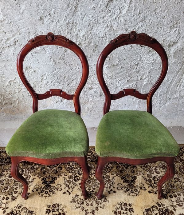 Para krzeseł medaliony antyk