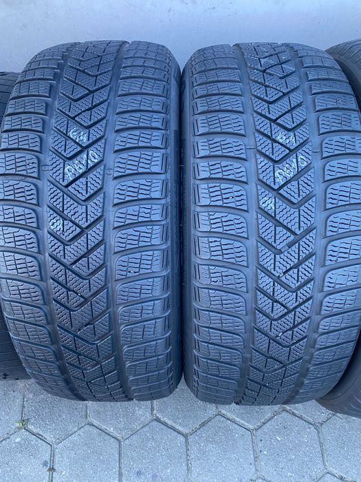 255 45 r19 104W  Pirelli  Sotto ZERO 3       Elect  PNCS